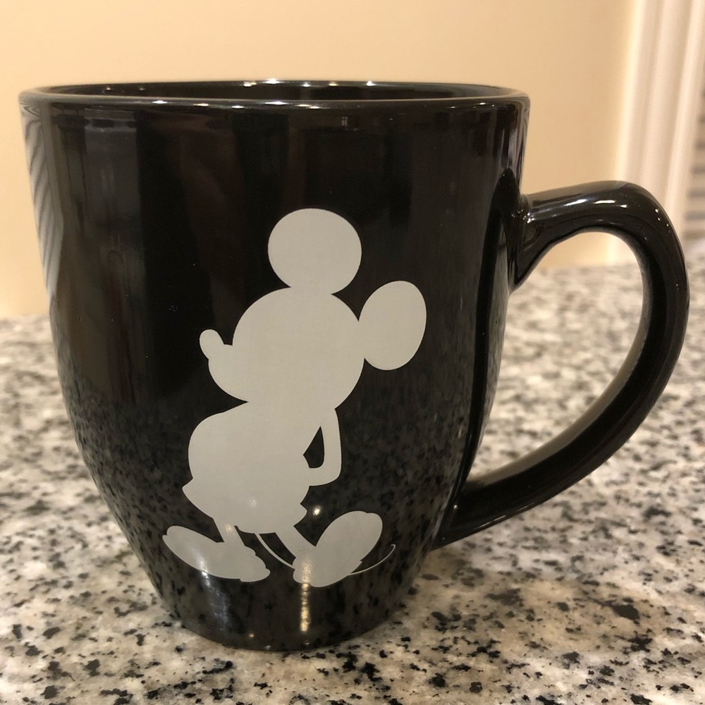 Disney Mickey Mouse silhouette LOVE Coffee Mug